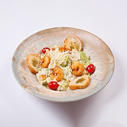 Sezar salatı krevet ilə